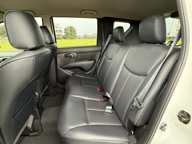 低里程/氣氛好/五門代步車  第9張相片