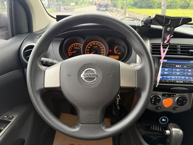 低里程/氣氛好/五門代步車  第11張相片