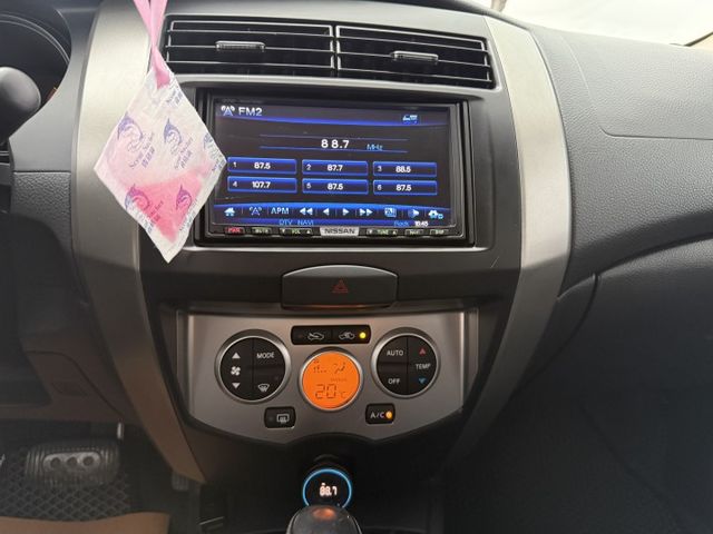 低里程/氣氛好/五門代步車  第12張相片