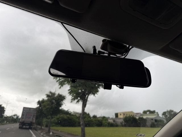 低里程/氣氛好/五門代步車  第13張相片