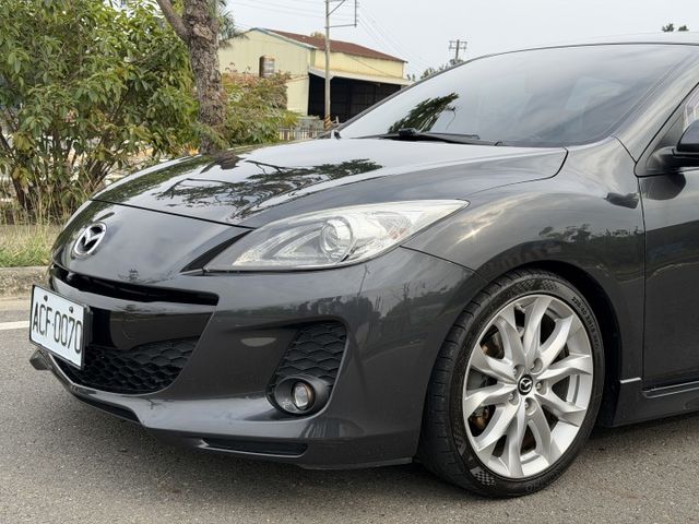 低里程 IKEY/摸門 升級重低音、喇叭、BC避震、18吋鋁圈  第4張相片