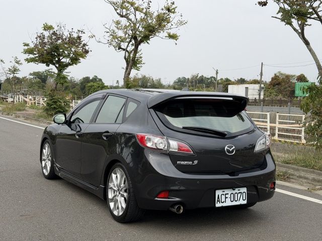 低里程 IKEY/摸門 升級重低音、喇叭、BC避震、18吋鋁圈  第5張相片