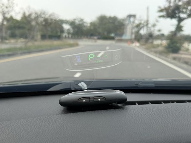 低里程 IKEY/摸門 升級重低音、喇叭、BC避震、18吋鋁圈  第15張相片