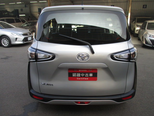 SIENTA 1.8  第6張相片