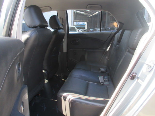 YARIS 1.5E  第8張相片