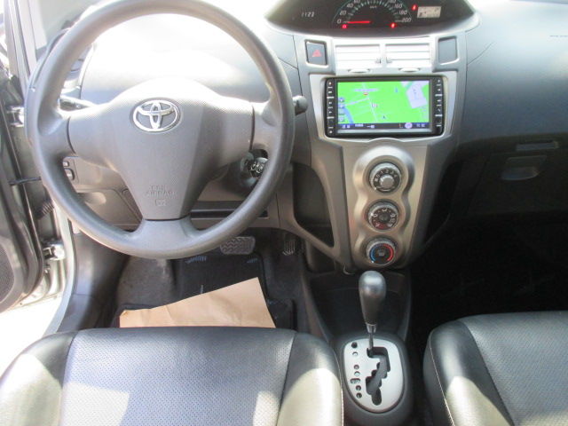 YARIS 1.5E  第10張相片