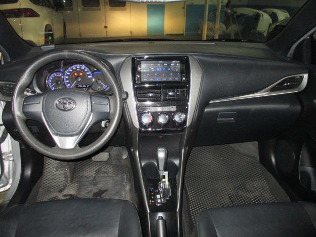 YARIS 1.5E  第8張相片