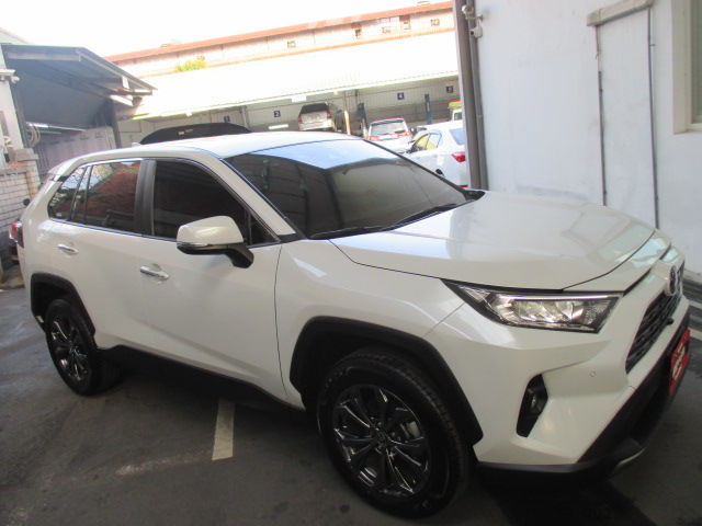 RAV4 2.0  第4張相片