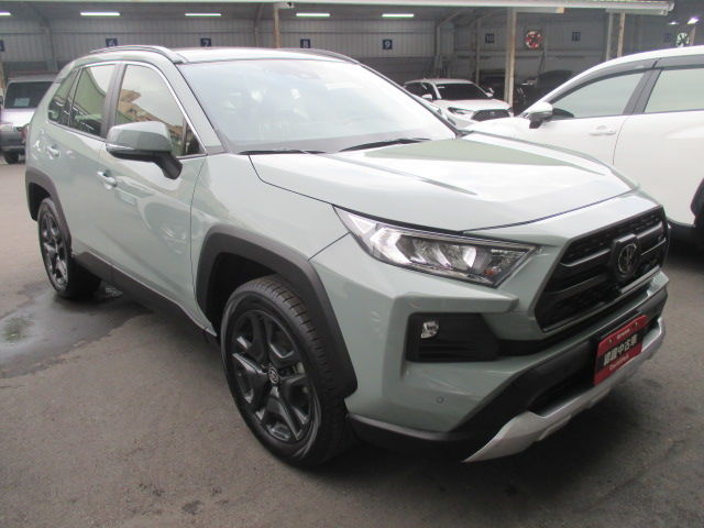 RAV4 2.0  第3張相片