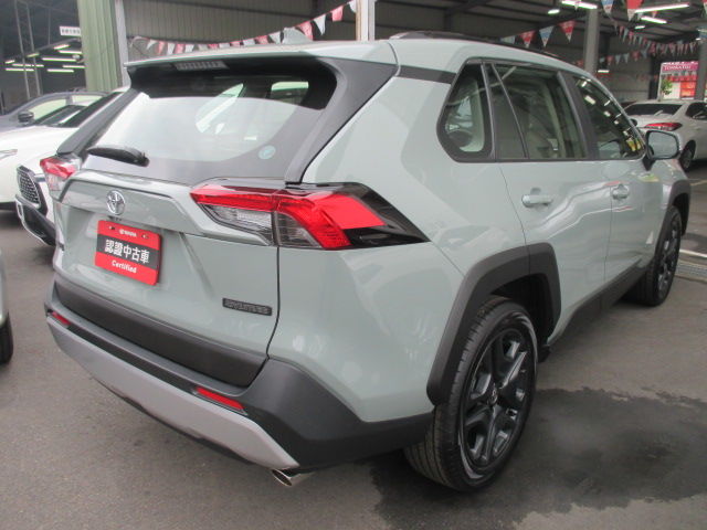 RAV4 2.0  第5張相片