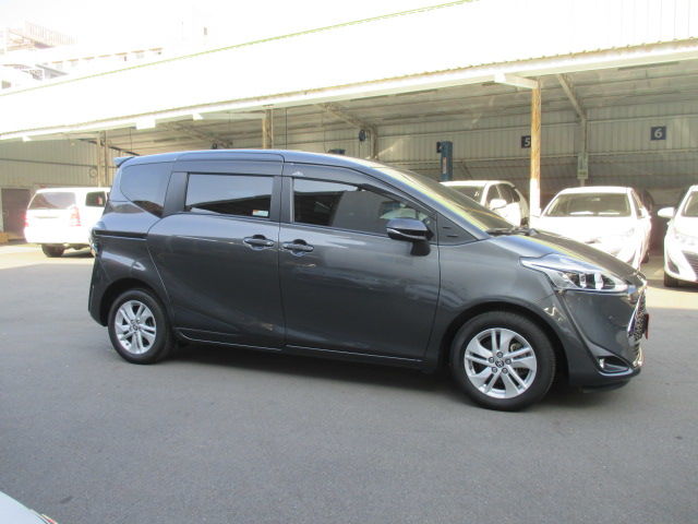 SIENTA 1.8  第4張相片