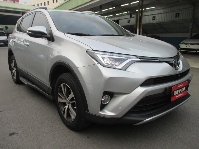 RAV4 2.0  第3張相片