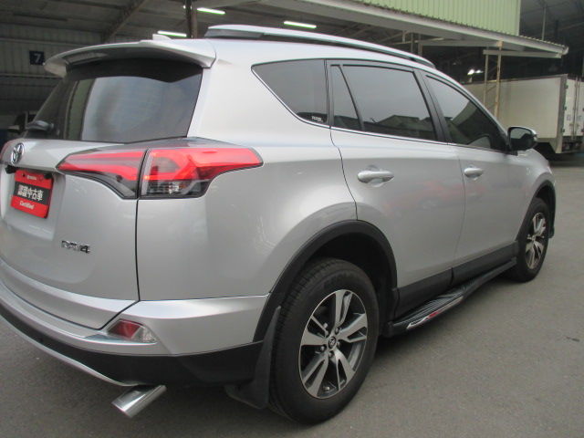 RAV4 2.0  第5張相片