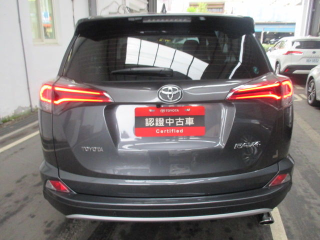 RAV4 2.0  第6張相片