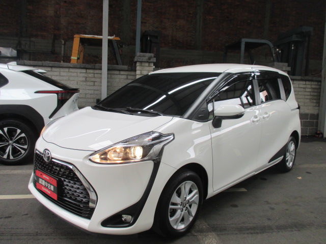 SIENTA 1.8  第1張相片