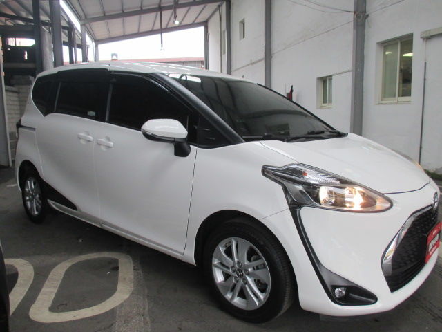 SIENTA 1.8  第4張相片