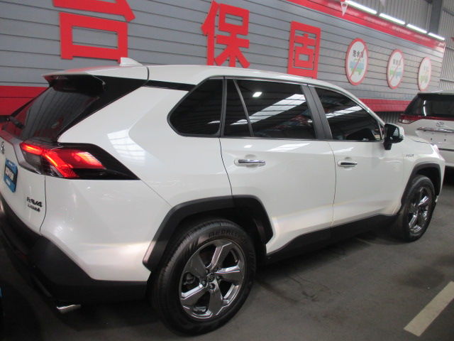 RAV4 2.5 HV  第4張相片