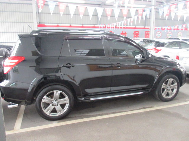 RAV4 2.4 2WD  第4張相片