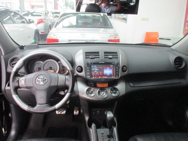 RAV4 2.4 2WD  第7張相片