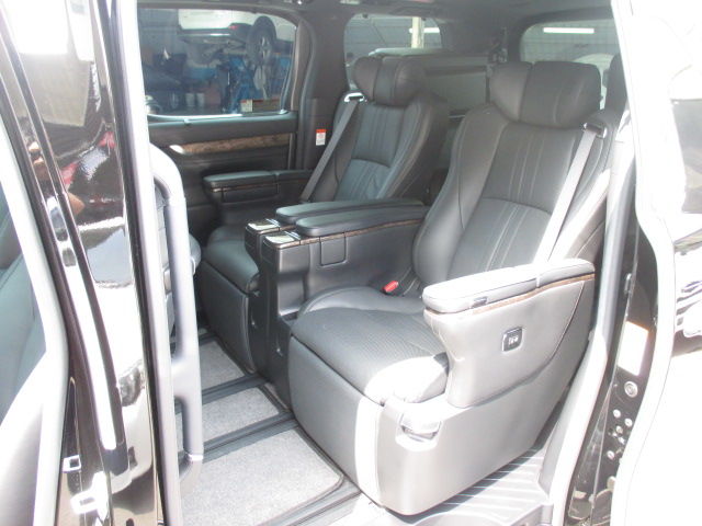 ALPHARD 2.5HV 4WD  第8張相片
