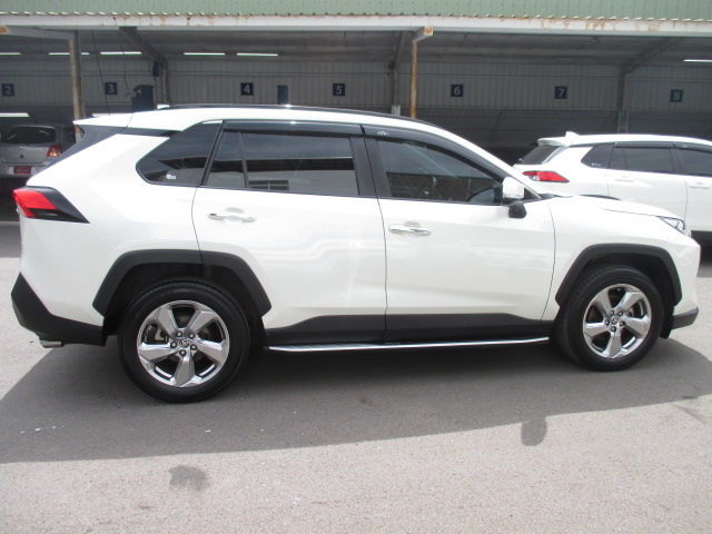 RAV4 2.0  第4張相片