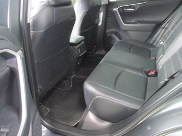 RAV4 2.0  第8張相片