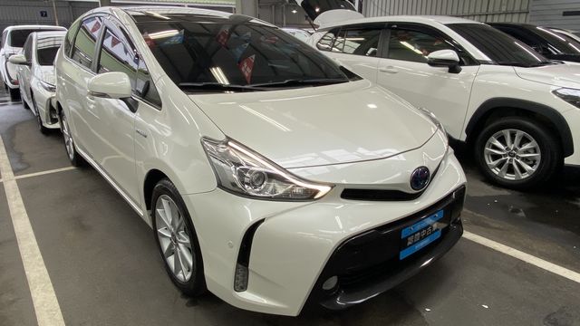 PRIUS α 1.8  第3張相片
