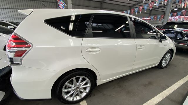 PRIUS α 1.8  第4張相片