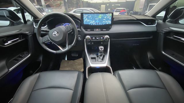 RAV4 2.0  第9張相片