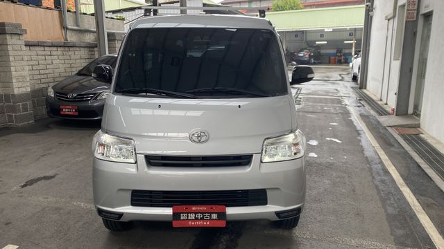 TOWN ACE VAN 5人  第2張相片