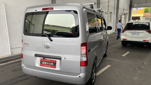 TOWN ACE VAN 5人  第5張相片