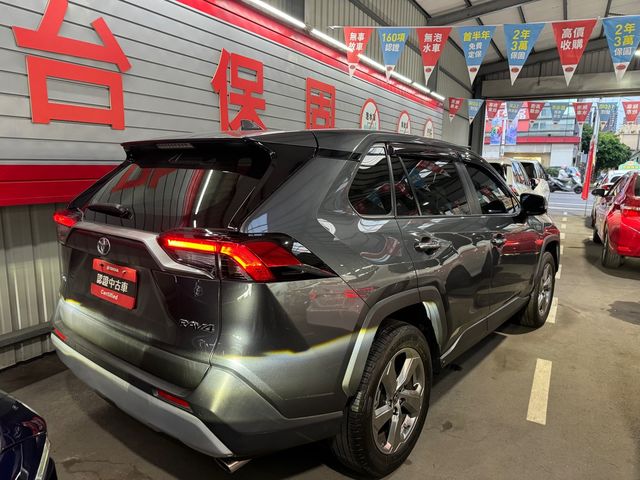 RAV4 2.0  第5張相片