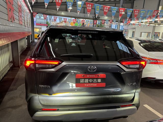 RAV4 2.0  第6張相片