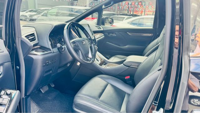 ALPHARD 2.5HV 4WD  第7張相片