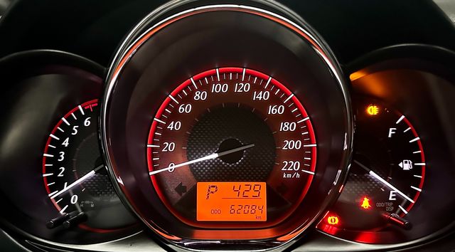 YARIS 1.5G  第9張相片