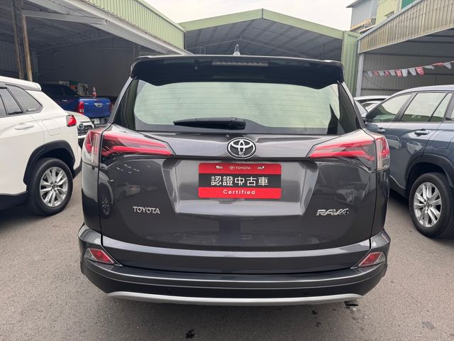 RAV4 2.0  第6張相片
