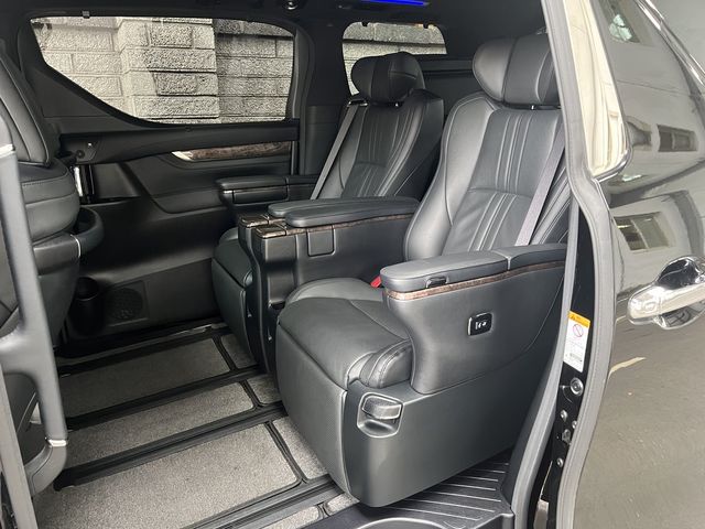 ALPHARD 2.5HV 4WD  第10張相片