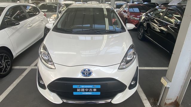 PRIUS C 1.5  第2張相片