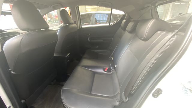 PRIUS C 1.5  第8張相片