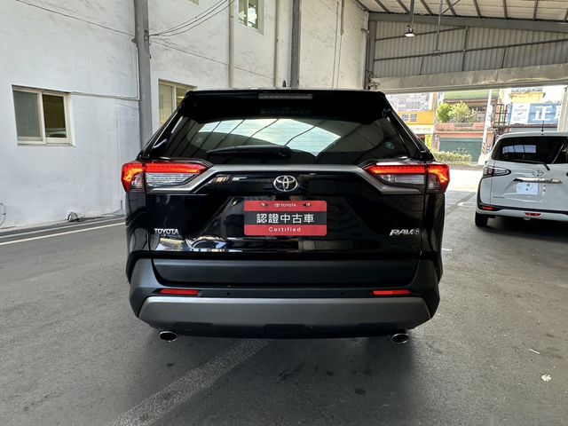 RAV4 2.0  第6張相片