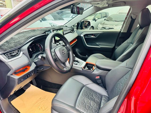 RAV4 2.0  第7張相片