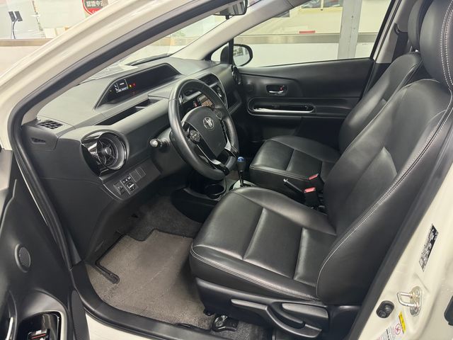 PRIUS C 1.5  第7張相片