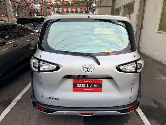 SIENTA 1.8  第6張相片