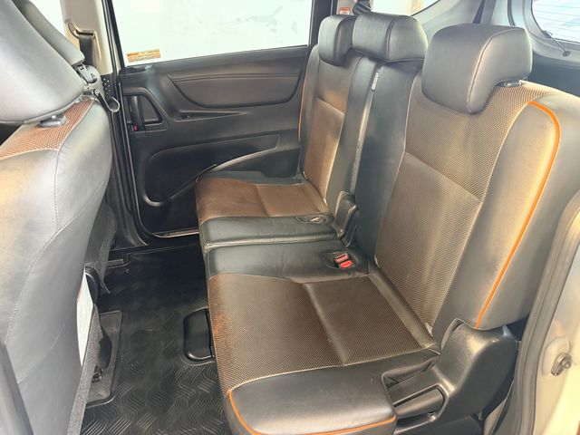 SIENTA 1.8  第9張相片