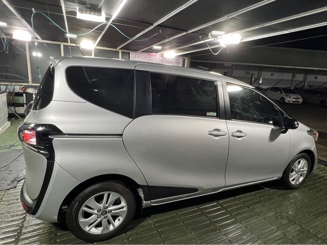 SIENTA 1.8  第3張相片