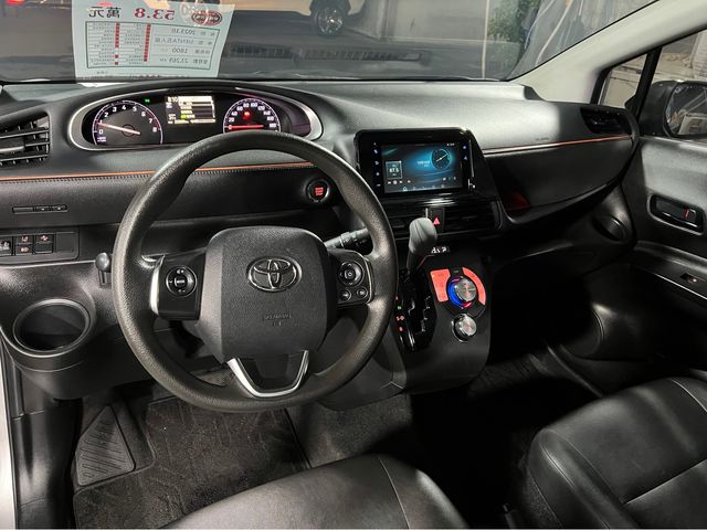 SIENTA 1.8  第6張相片