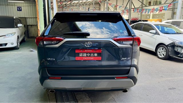RAV4 2.0  第6張相片