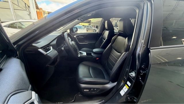 RAV4 2.0  第7張相片