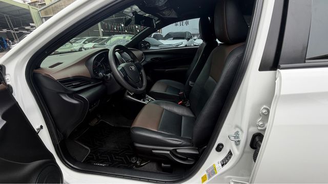 YARIS 1.5  第7張相片