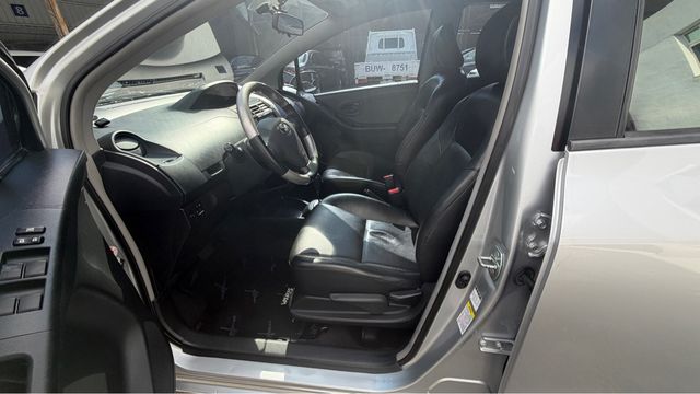 YARIS 1.5  第7張相片